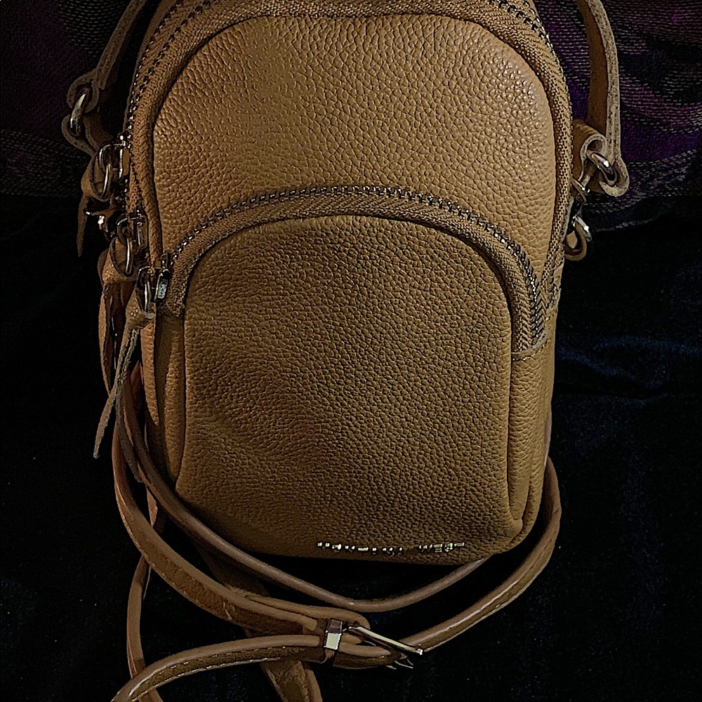 NWOT Montana West Mini Crossbody Triple Pocket Purse - Picture 3 of 8